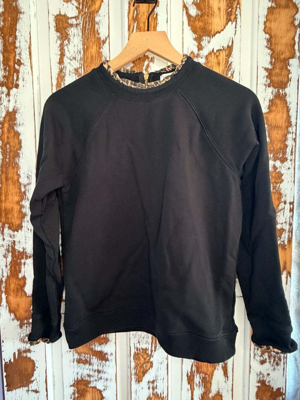 J.Crew Women’s Cotton Sweatshirt Black Size Small Leopard Print Ruffle Accents